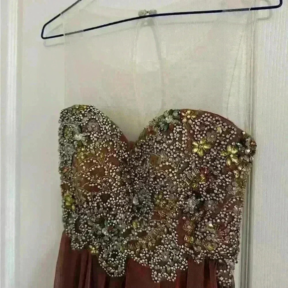 Maroon pink bridal prom dress gown  in size 12 - Picture 5 of 9